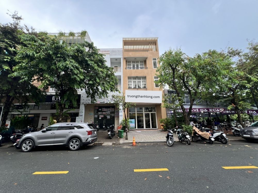 cho thuê nhà phố phú my hung quan 7 r4-47 hp1